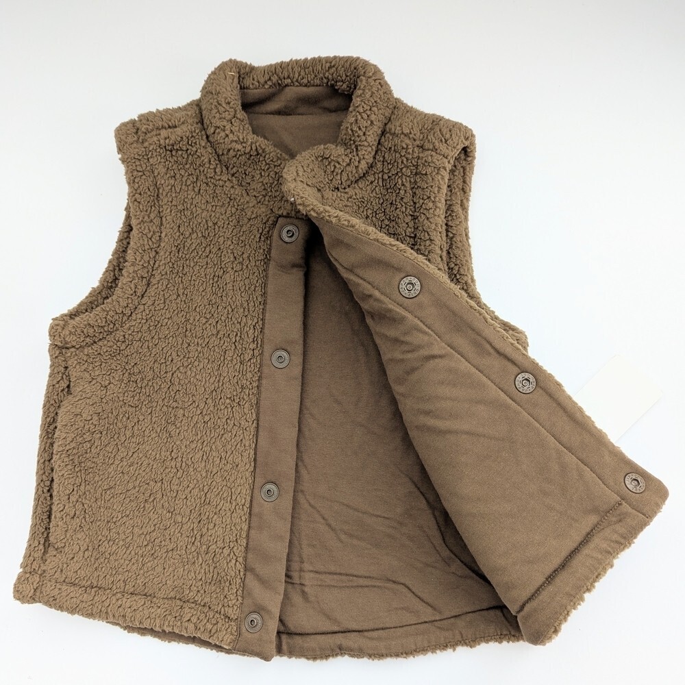 NWT Uniqlo Kids (Size 3) Brown Reversible Indoor/Outdoor Snap-Close Fleece Vest - Picture 4 of 13